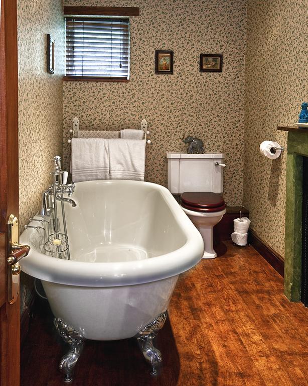 Hodgkinsons Hotel Matlock Bath Room photo