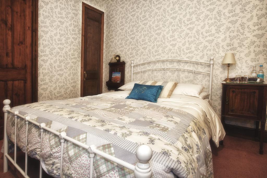 Hodgkinsons Hotel Matlock Bath Room photo